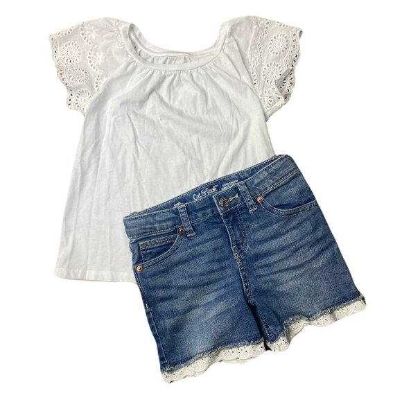 Cat & Jack Adorable Eyelet Flutter Sleeve Blouse w/ Denim Shorts Girl's S 6/6X - Picture 1 of 2